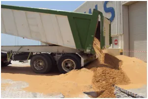 8 Red sandal off loading
