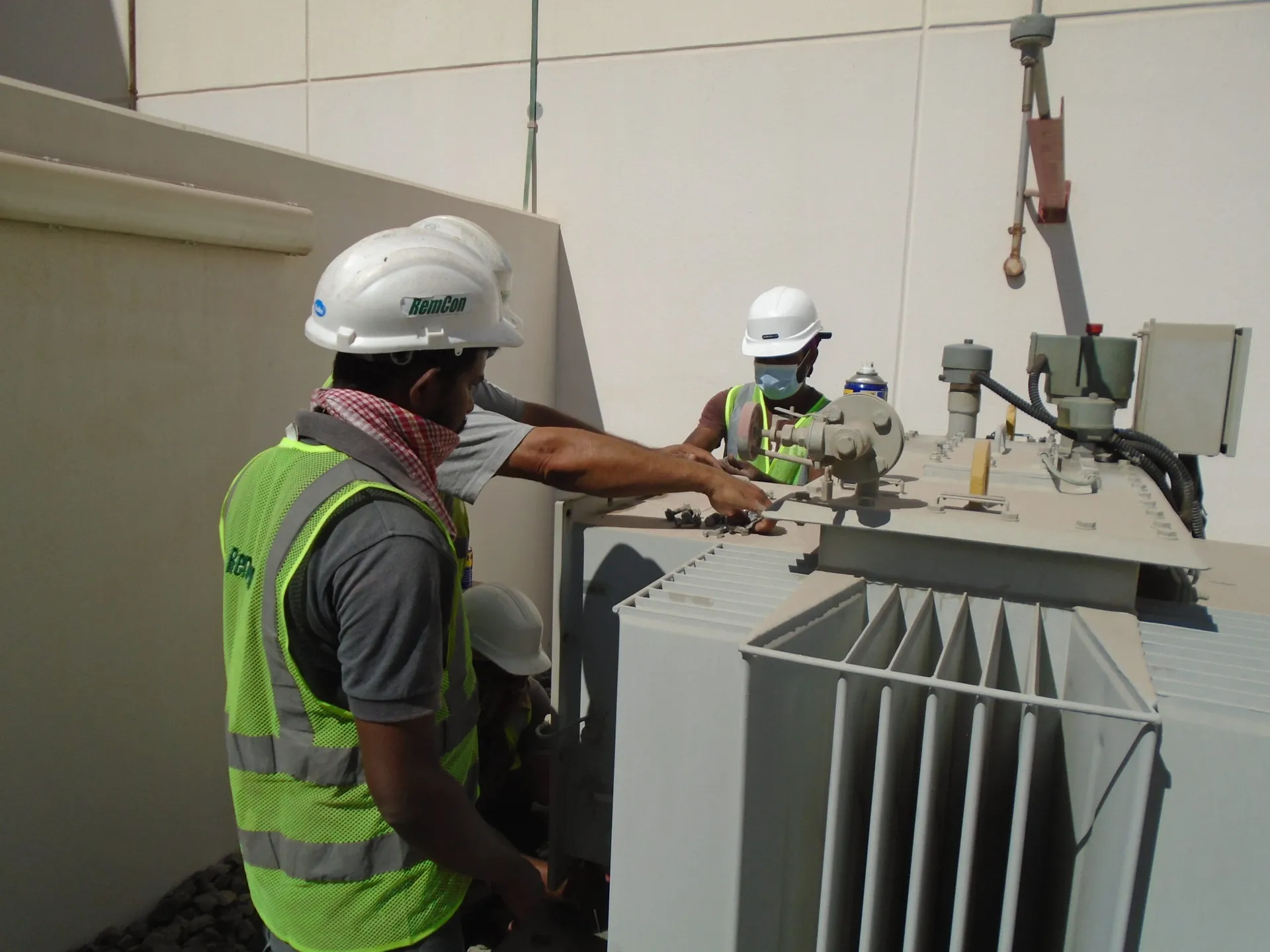 SUBSTATION OPERATION & MAINTENANCE WORKS — photograph 8