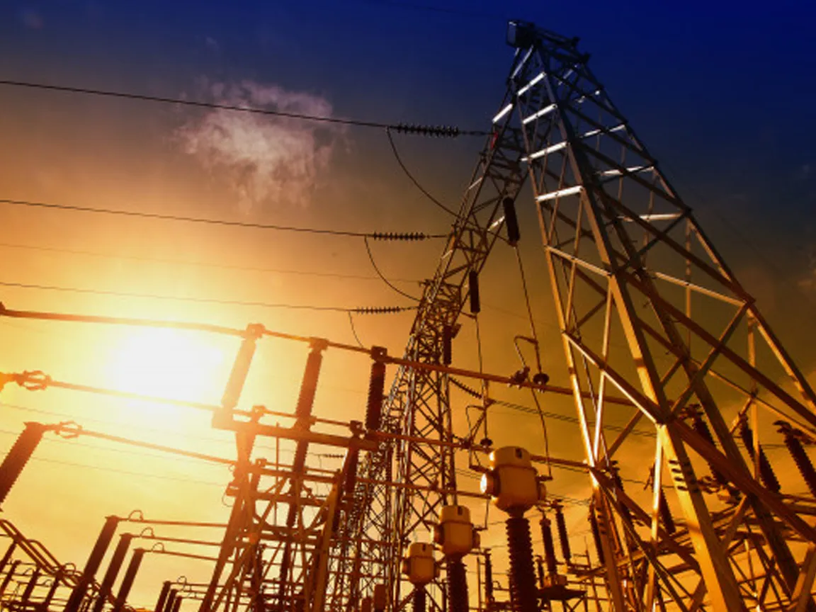 Power Transmission & Distribution — photograph 4